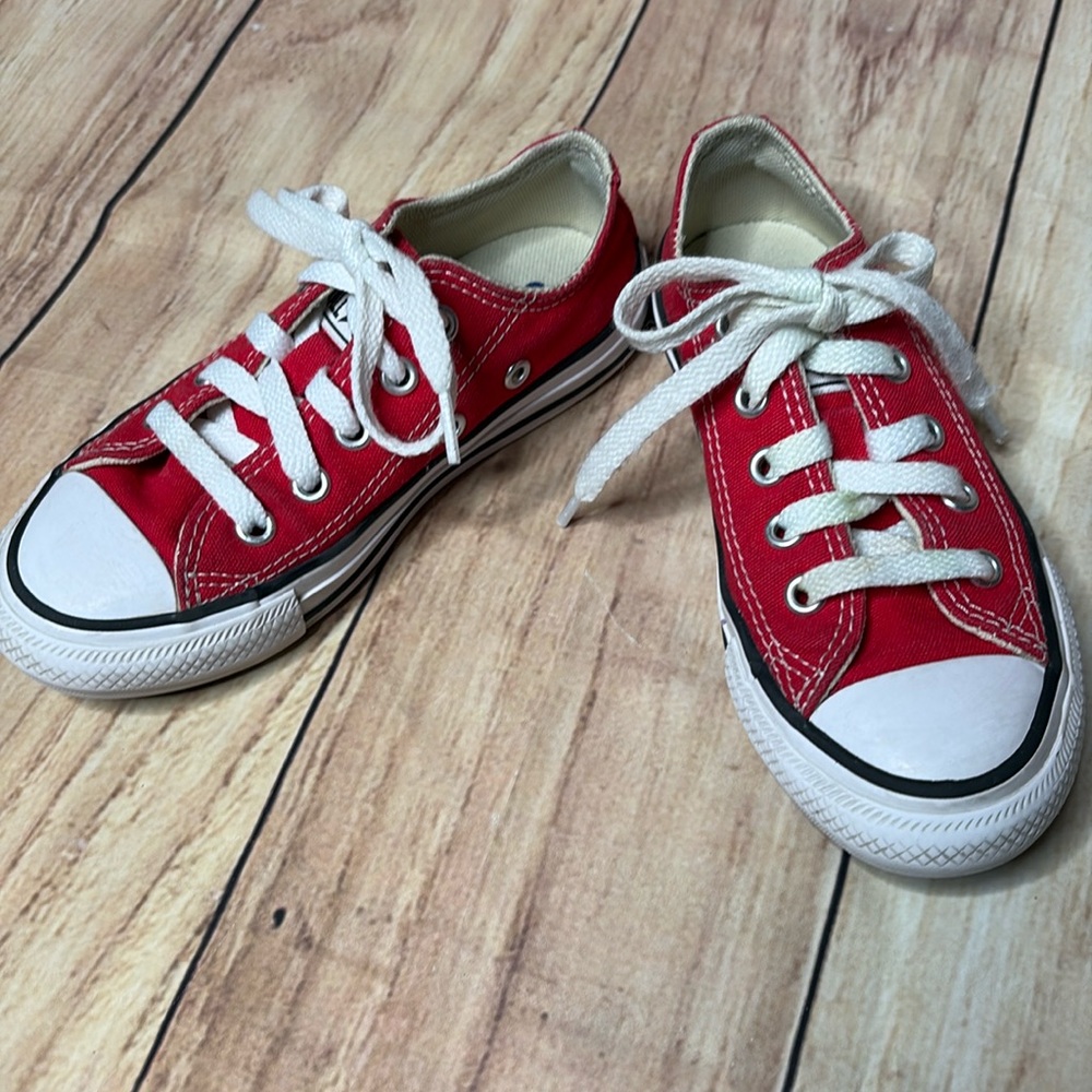 CONVERSE All Star Low Top Lace Tie RED Kid Size 10.5